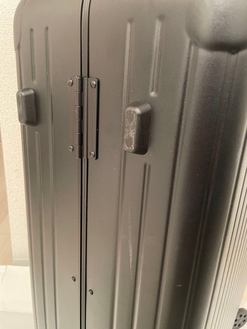 グリフィンランド　スーツケース　キャリーケース Mサイズ