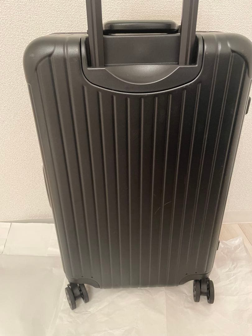 グリフィンランド　スーツケース　キャリーケース Mサイズ