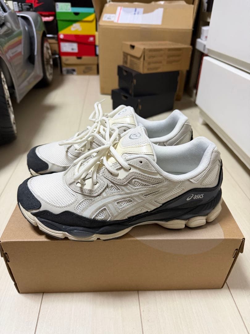 靴 asics GEL-NYC WHITE/SMOKE GREY