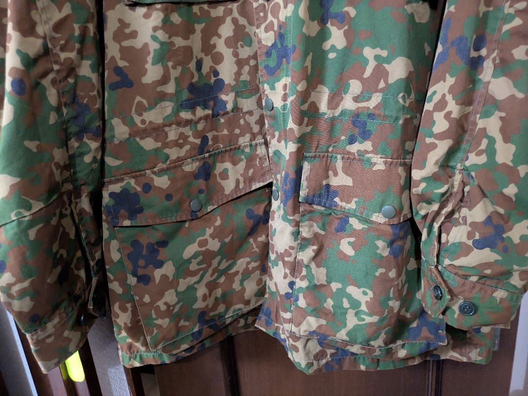 陸自迷彩 防寒戦闘服外衣上下セット 迷彩防寒外被