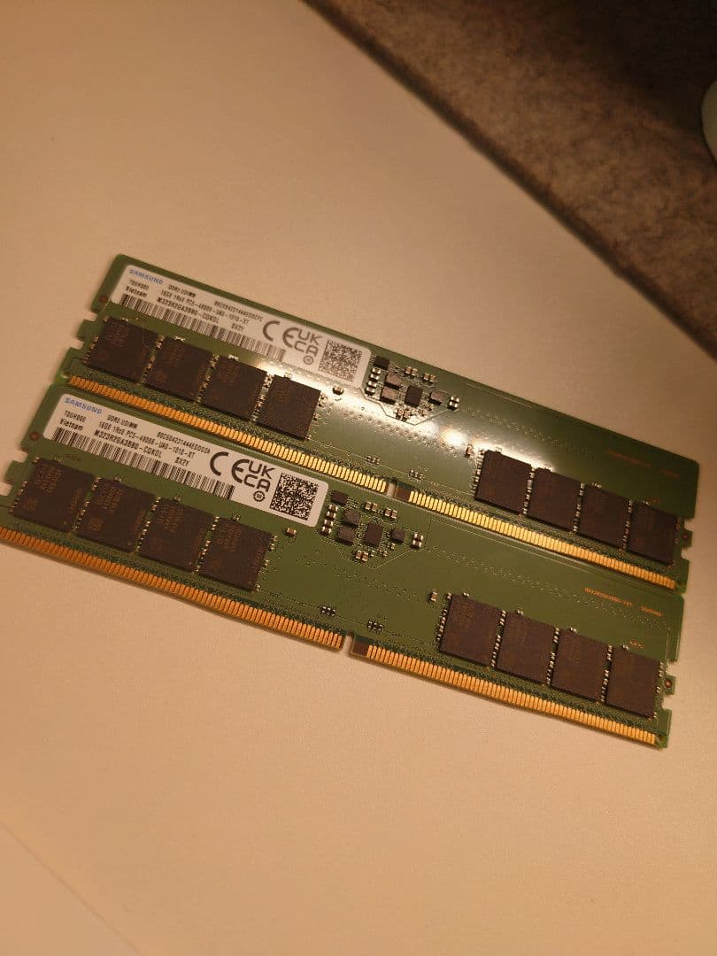 Samsung DDR5 32gb (16GB×2) メモリー