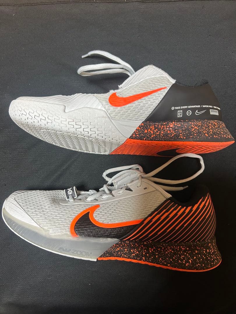 ナイキコート ヴェイパー プロ 2 プレミアム　NIKE テニスシューズ