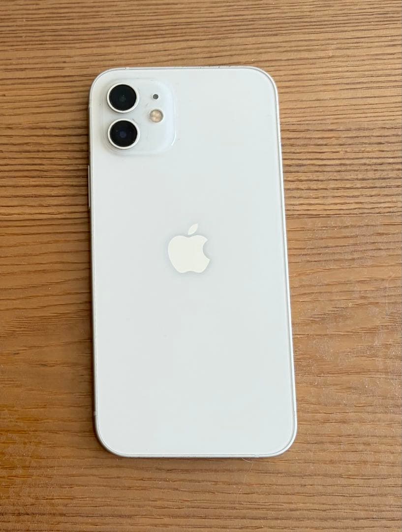 Apple iPhone12 64GB 最大容量87%