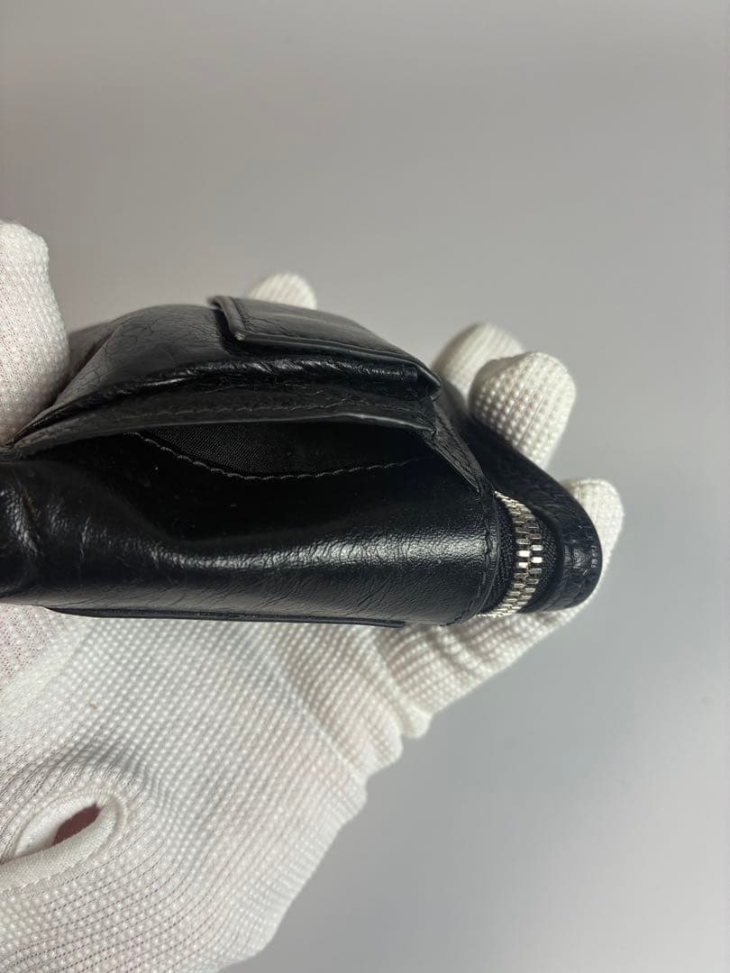 バレンシアガ　スーパービジー　二つ折り財布