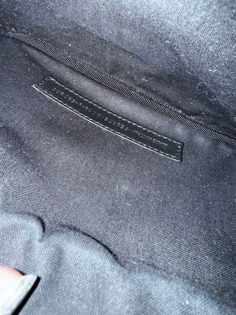 BALENCIAGA バレンシアガ ショルダー ボディ バッグ レザー