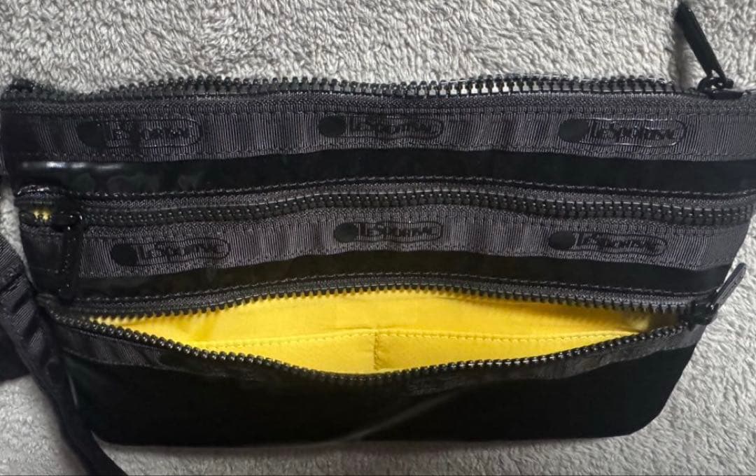 ひとりっぷ（R）×LeSportsac ZIP POUCH SET3 ブラック