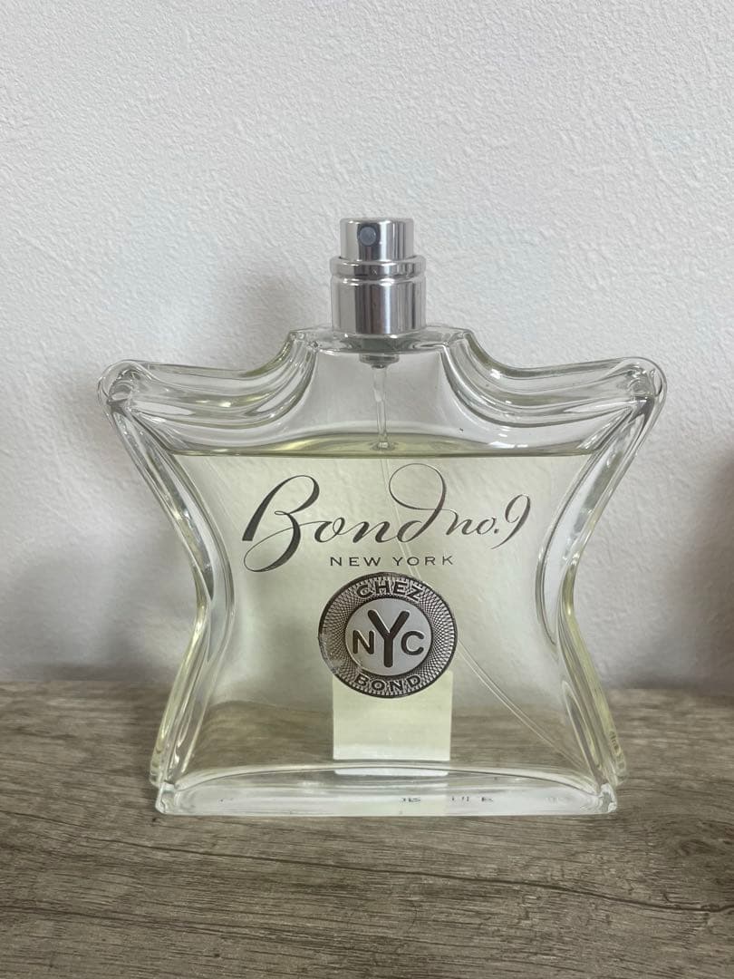ボンド・ナンバーナイン（Bond No. 9）の「シェ・ボンド」100mlボトル