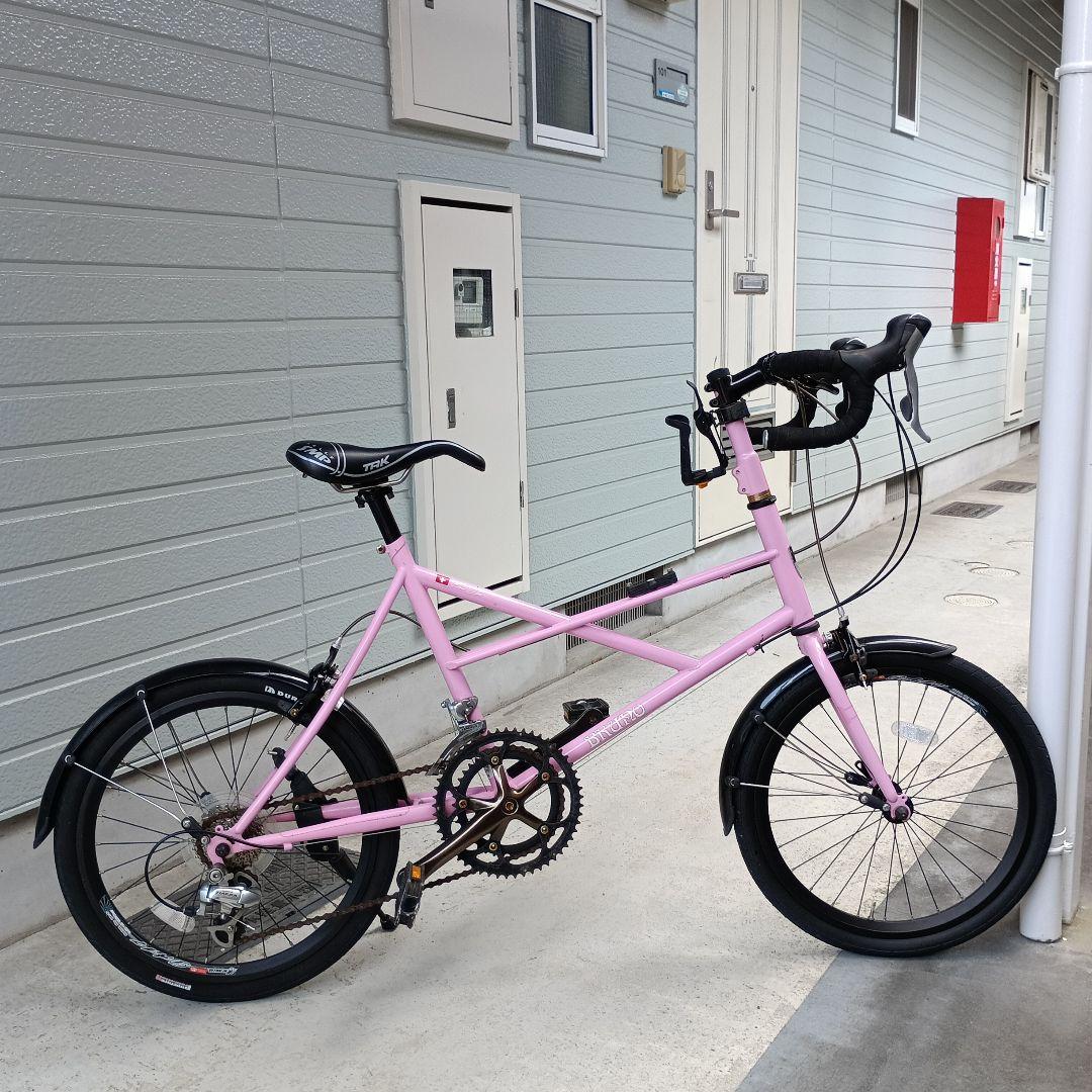 ブルーノベンチュラ　　BRUNO　VENTURA　ピンク色