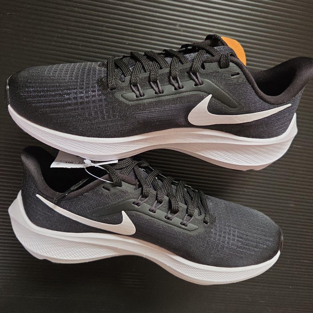 未使用❗W ナイキ AIR ZOOM PEGASUS 39 24cm.