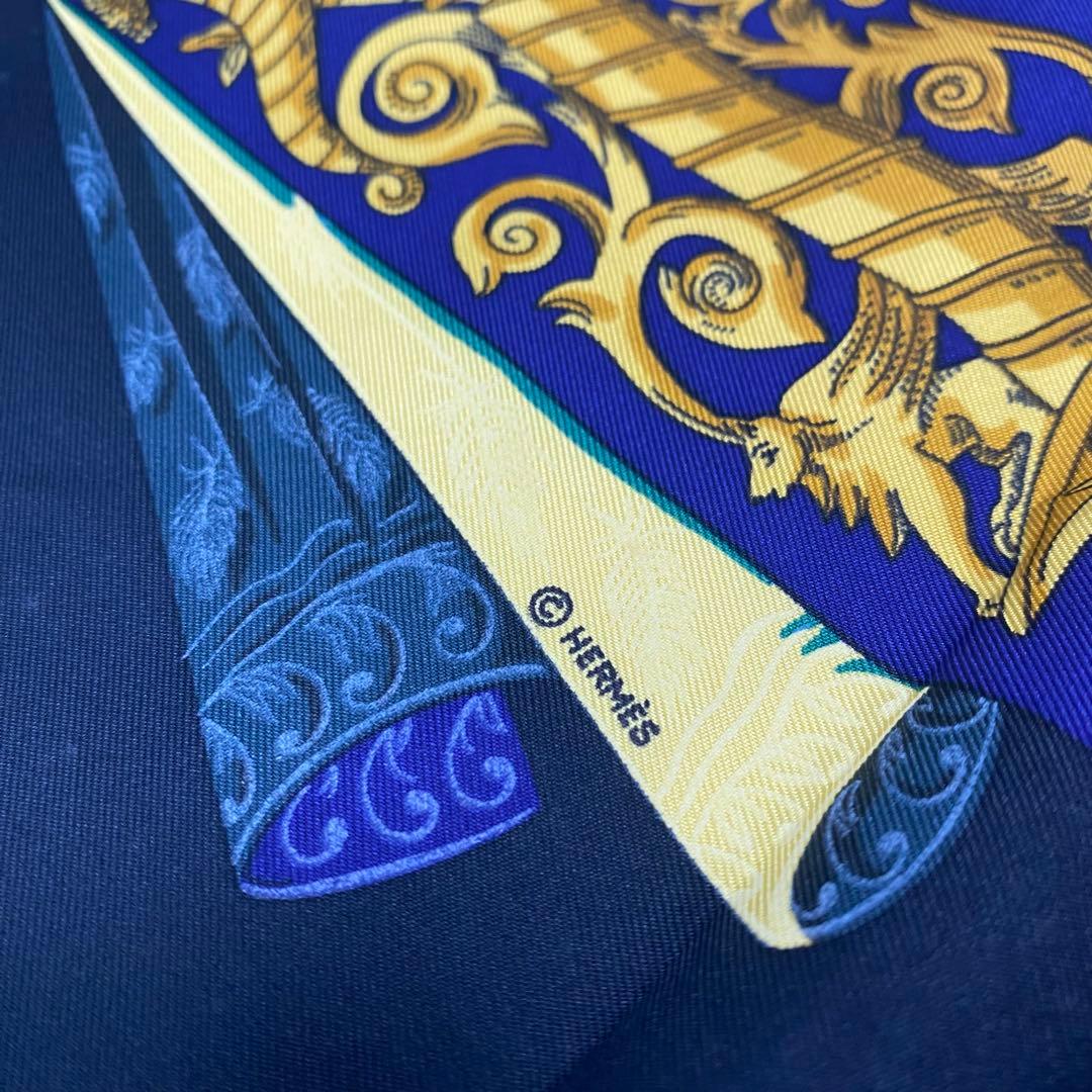 HERMES エルメス カレ90 L'Atlantide 黒ゴールド シルク