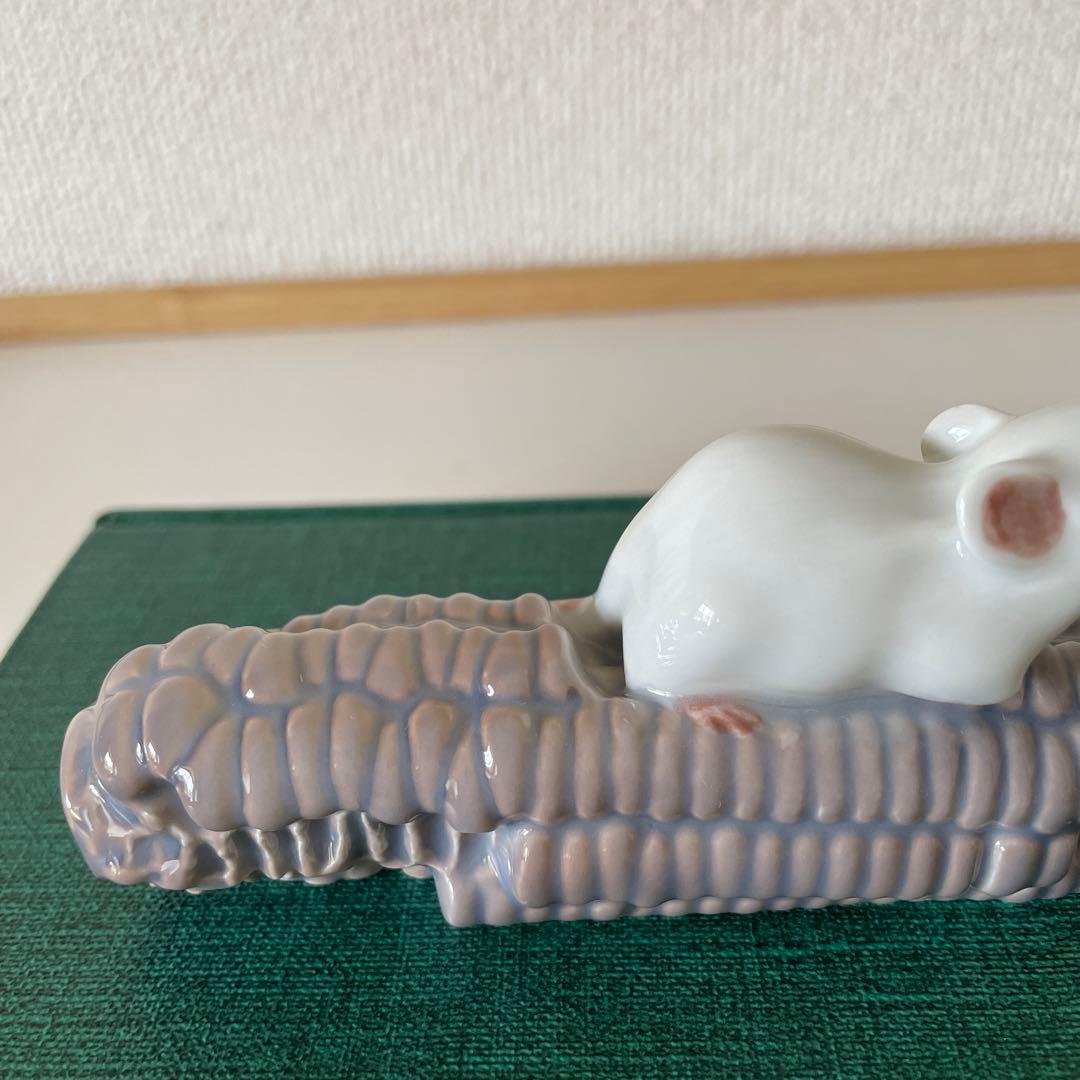 ＊Mouse on corn cob＊１９８１年＊１４cm・ Cop・