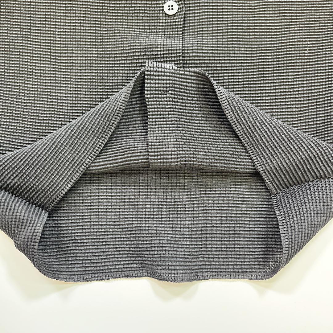 ISSEY MIYAKE me プリーツ ブラウス トップス 黒 フリー