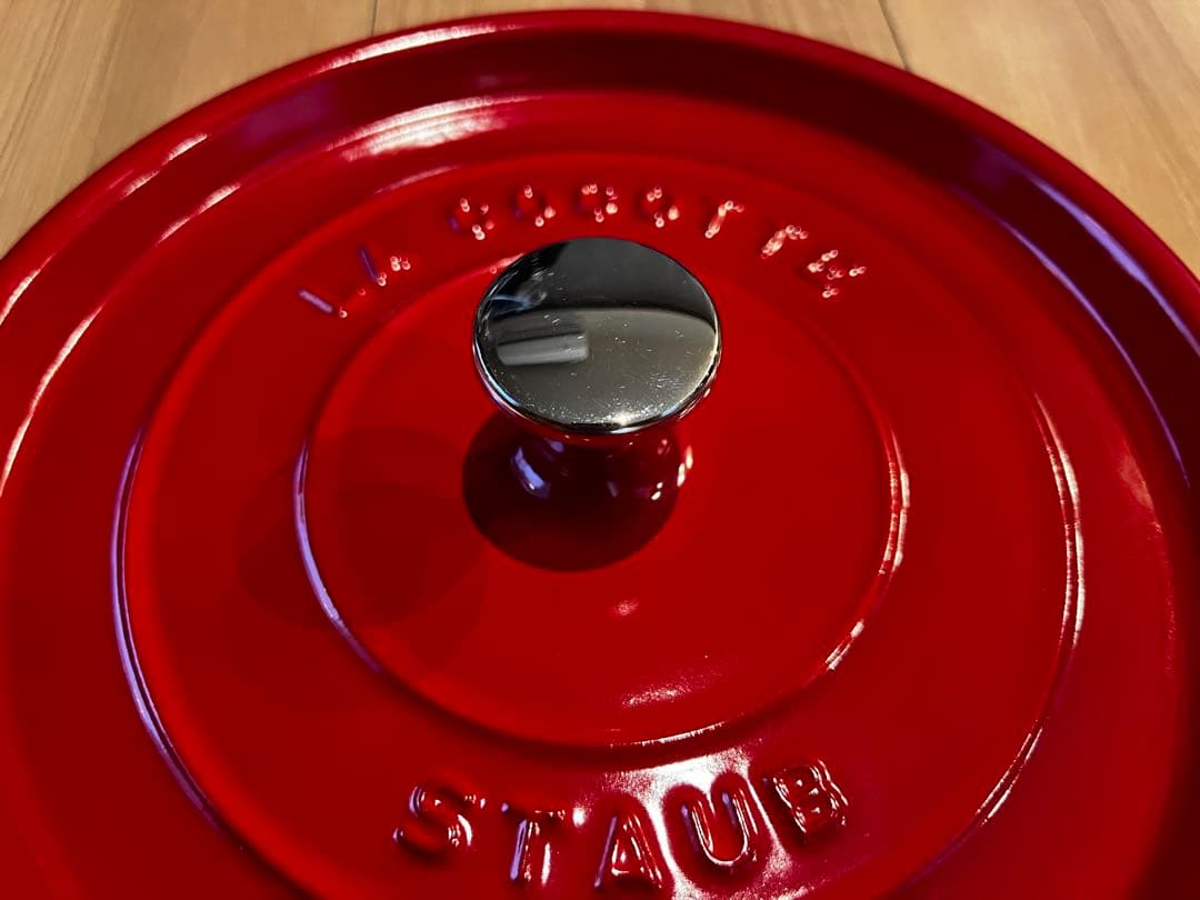 極美品 ストウブ STAUB LA COCOTTE 26 フランス チェリー