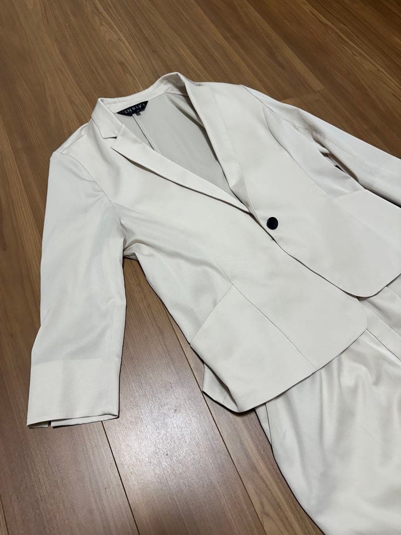 美品　INDIVI スーツ セットアップ 48