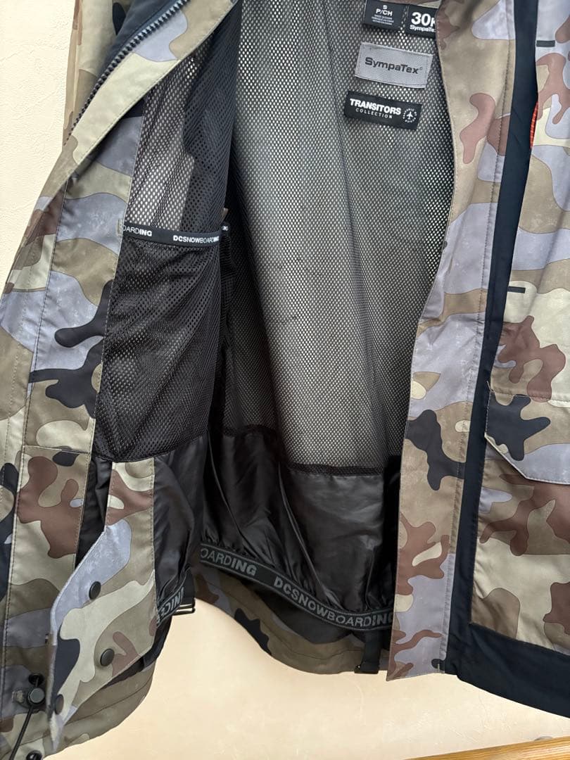 DC スノーボードウェア ジャケット パンツ 上下セット 防水性高い高機能ウエア