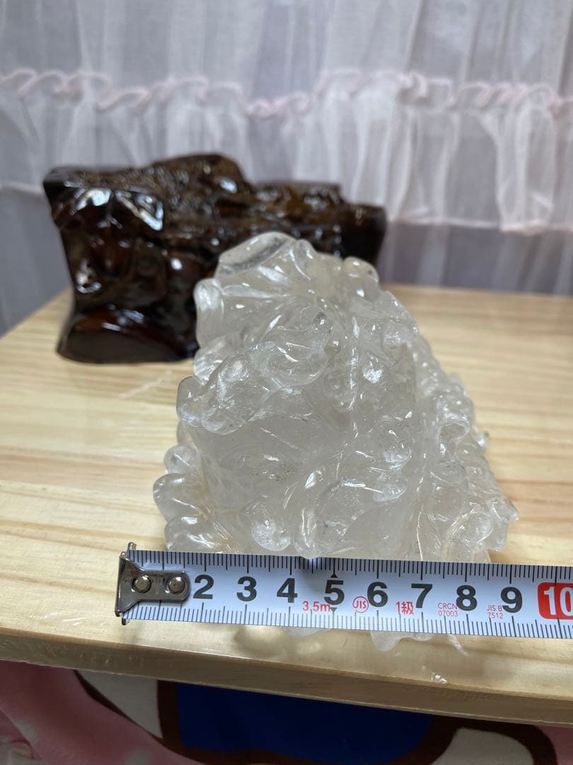 綺麗^_^天然石高品質　白水晶　手彫り　白菜の形に彫刻した物　百財　台座付き　②