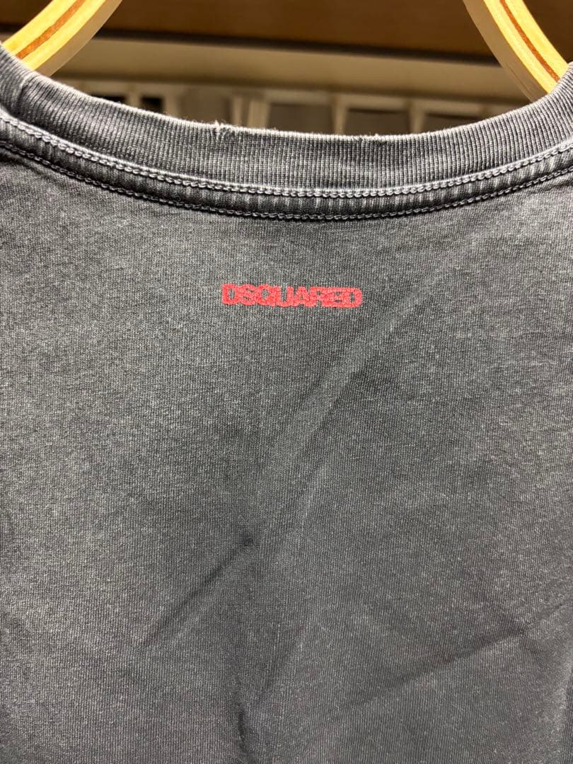 dsquared2 Tシャツ　ディースクエアード