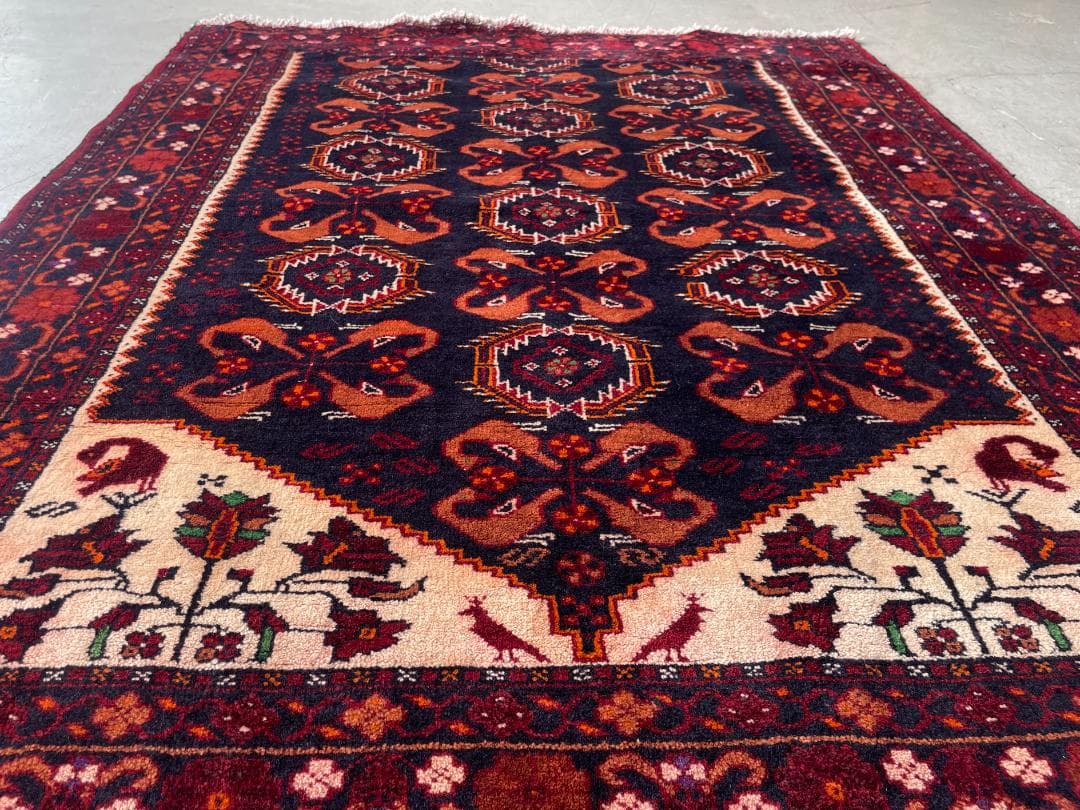 ペルシャ絨毯・148×113 セミアンティーク　ラグ　1970年代　草花文様