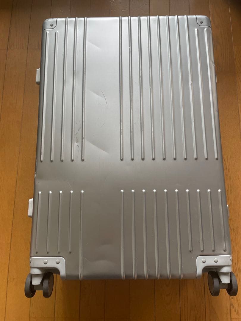 innovator イノベーター　アルミ キャリーケース 70L