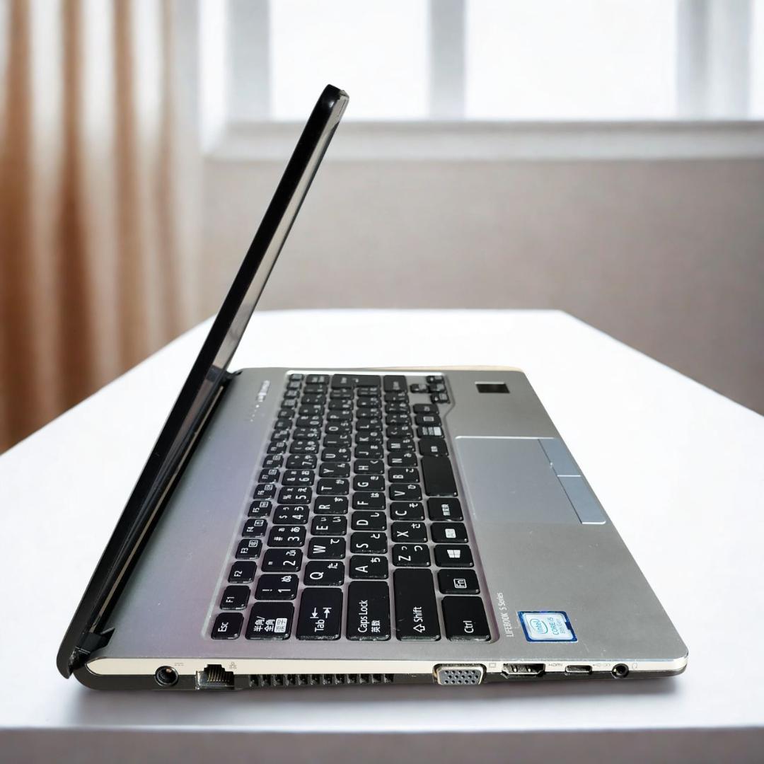 富士通 LIFEBOOK S938 i5 SSD256GB Win11 カメラ付