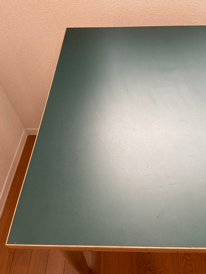 IDEE STILT TABLE 1000 Green Black デスク