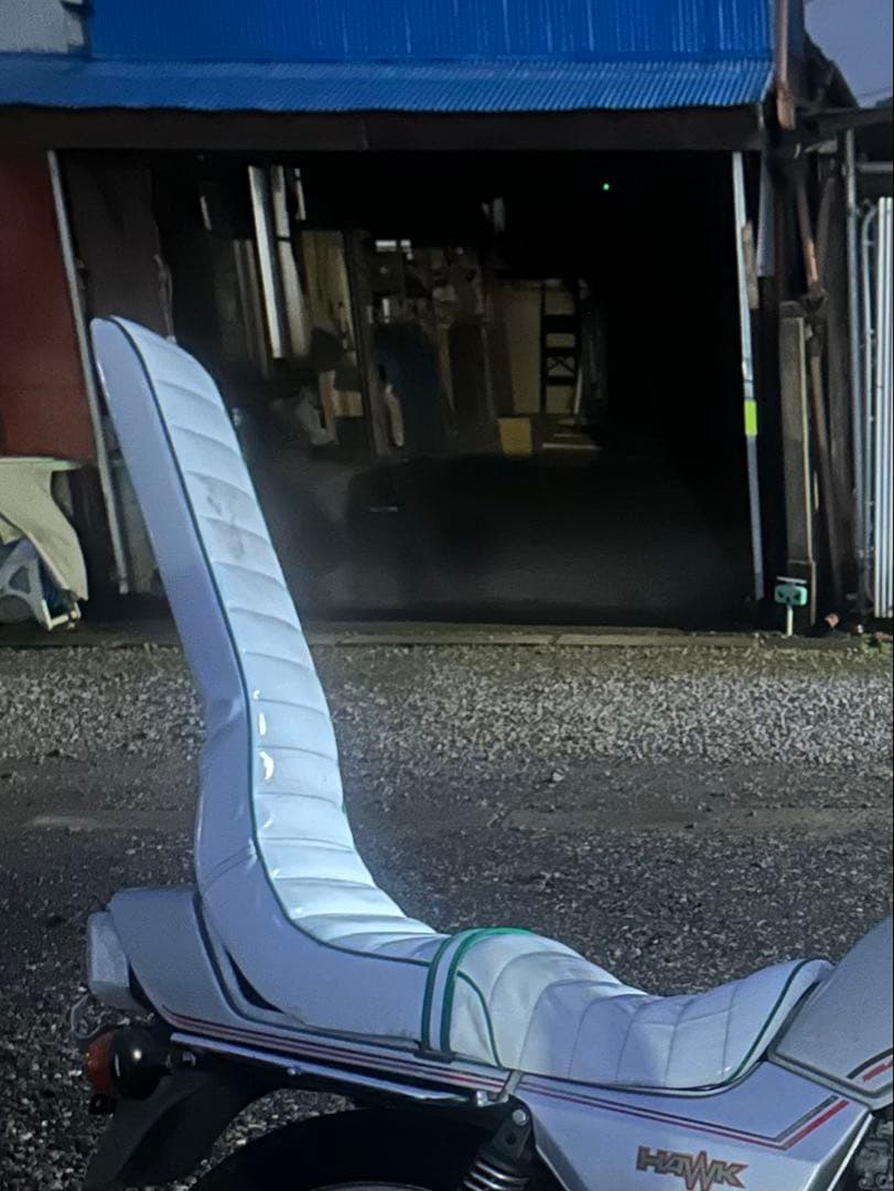 CB250N 400N バブ三段シート