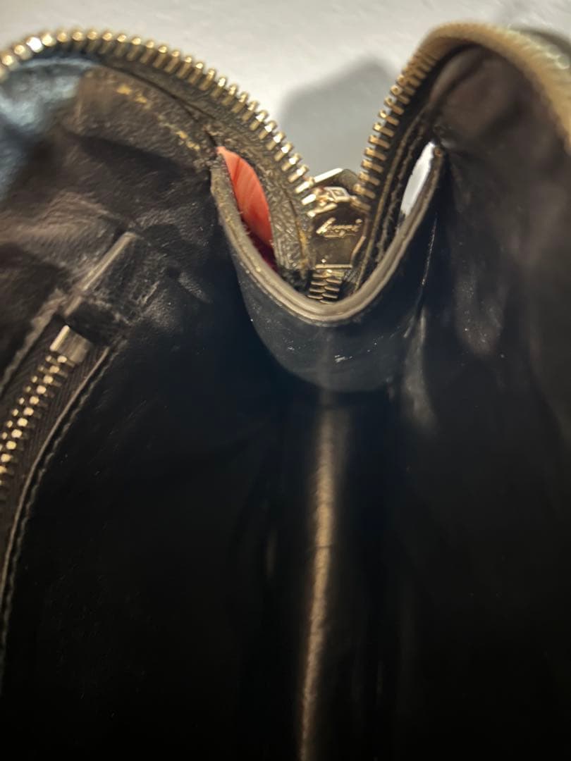 プラダ　PRADA クラッチバッグ