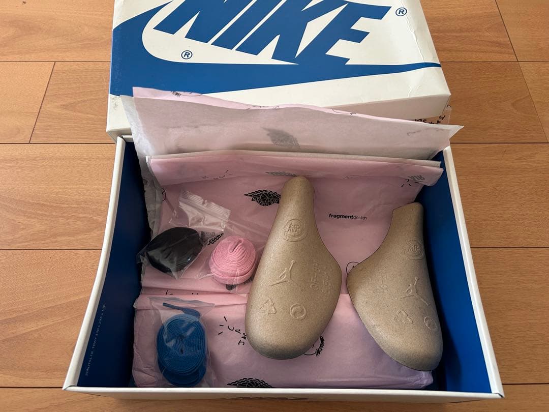 NIKE Travis Scott × fragment AJ1 Low