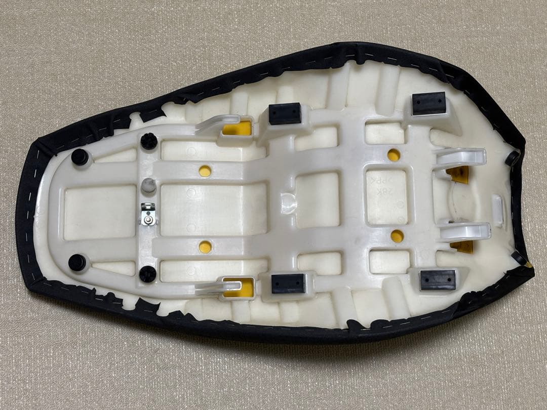 スズキV-strom650/XT (Ｖ-ストローム)純正ローシート