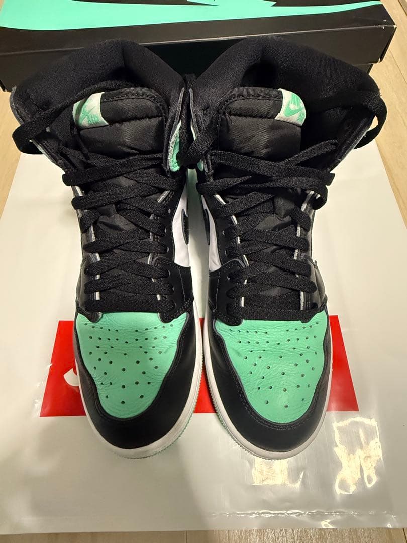 靴 Nike Air Jordan 1 High OG \"Green Glow\"