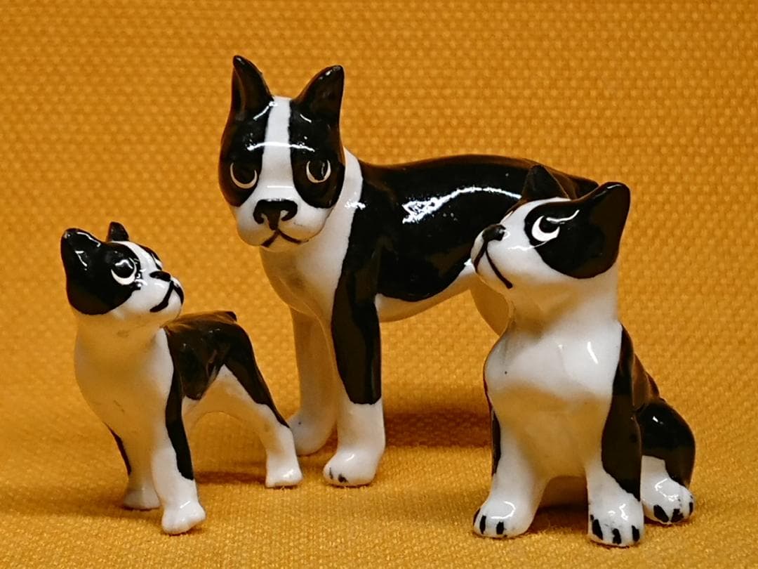 【美品】犬　ボストンテリア　陶器　置物　インテリア　工芸品　美術品　A2671