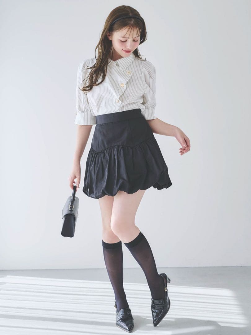 【美品】dazzlinマルチボタンデザインブラウス