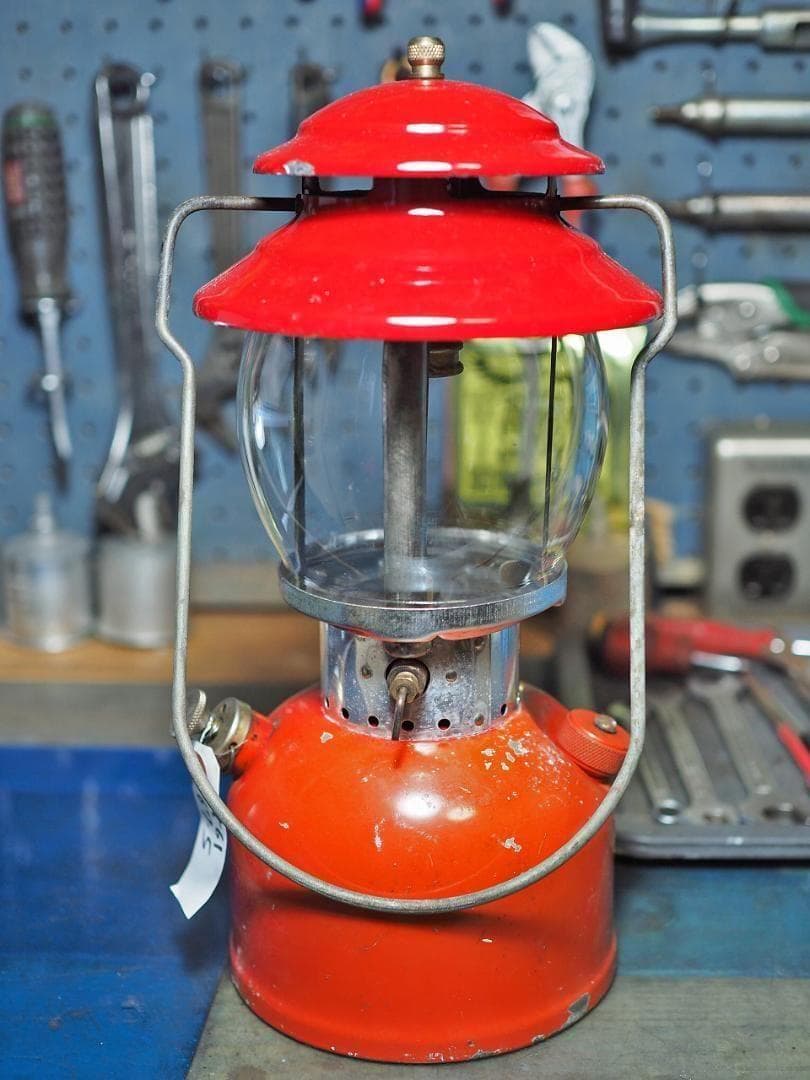 朱色タンク1967年5月製 コールマン 200A ランタン (パテペン) t61