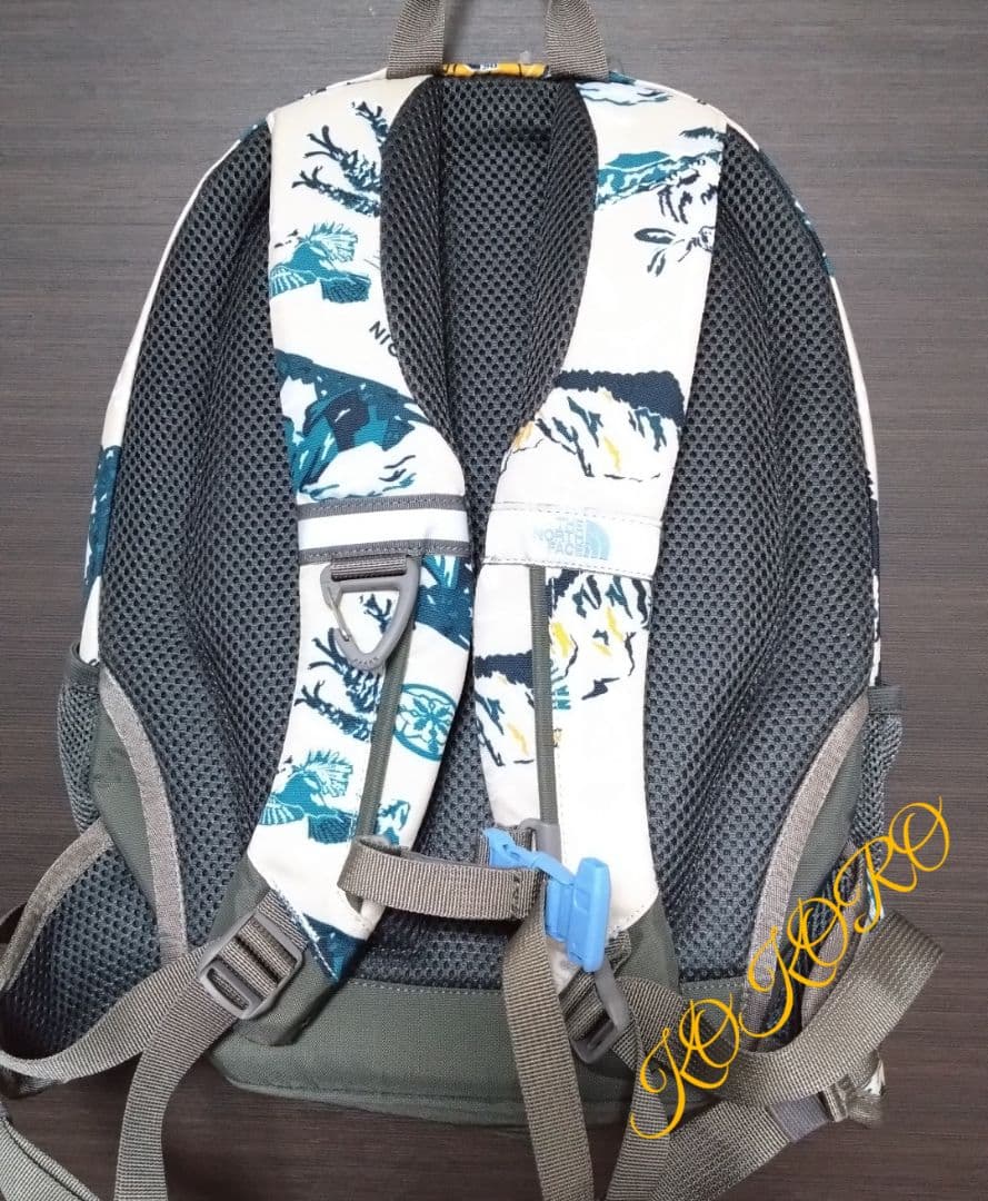 新品　ノースフェイス キッズ スモールデイ リュック NMJ72360 YC