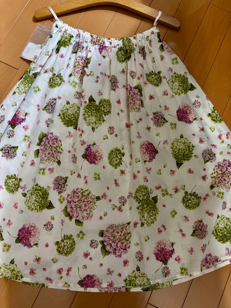 ピンクハウス♡紫陽花チュールレース付きスカート