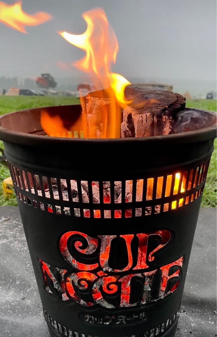 future fox 非売品 カップヌードル焚き火台