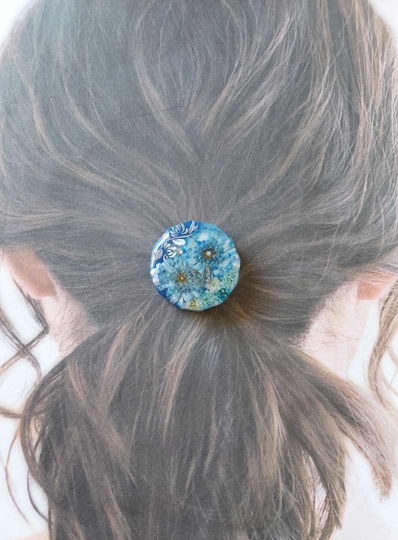 【1627】レジン　マトリカリア　ヘアゴム　ポニーフック　ブロ―チ　ハンドメイド