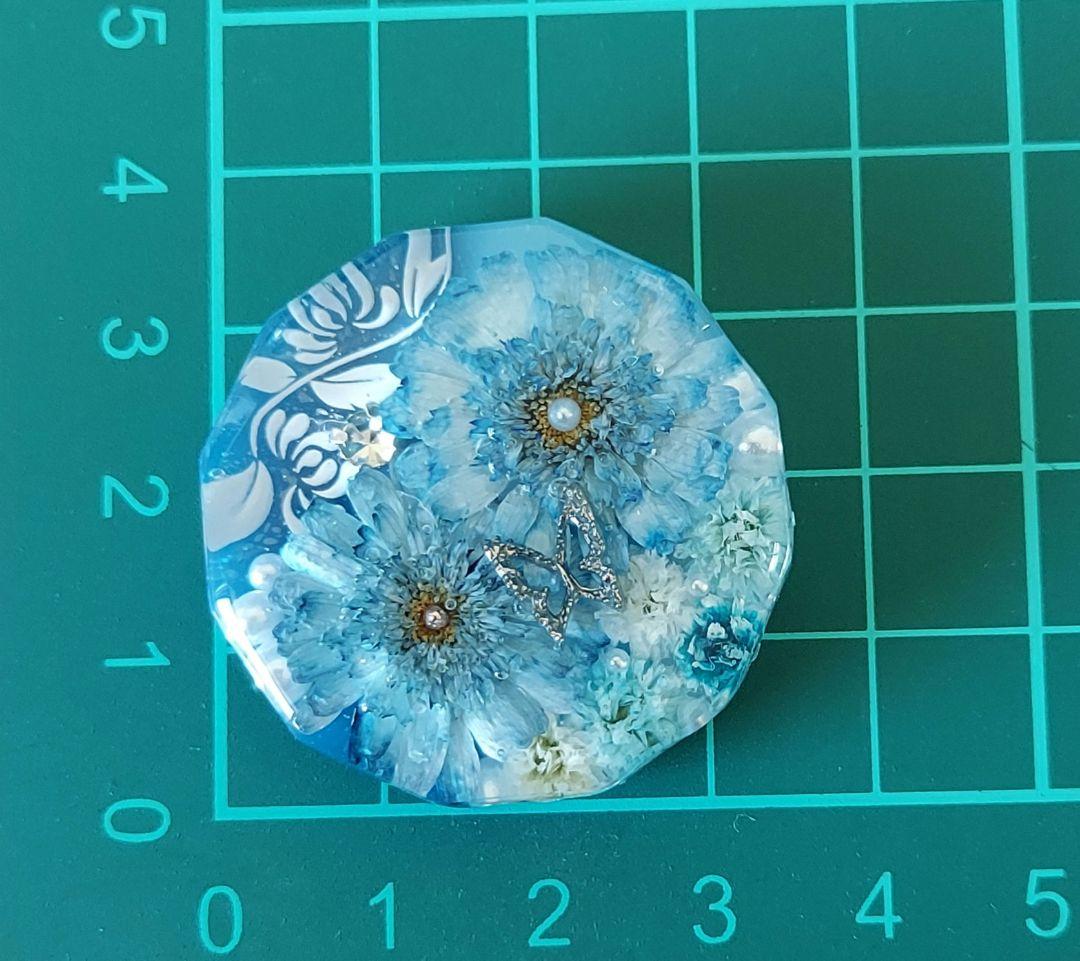 【1627】レジン　マトリカリア　ヘアゴム　ポニーフック　ブロ―チ　ハンドメイド