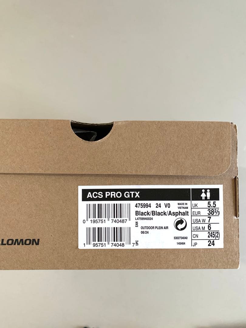SALOMON ゴアテックススニーカー24cm