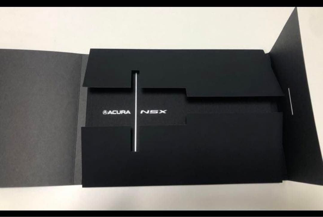 値引き　[超希少・非売品］(最後の一冊)米国ホンダ ACURA NSXカタログ