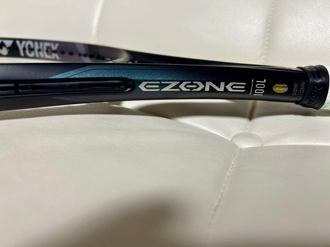 YONEX Eゾーン100L／G2（2024）USED美品