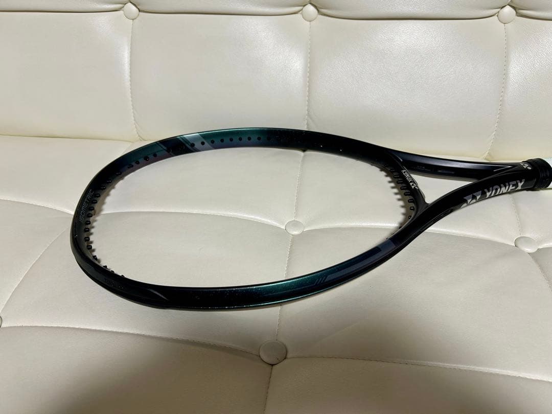 YONEX Eゾーン100L／G2（2024）USED美品