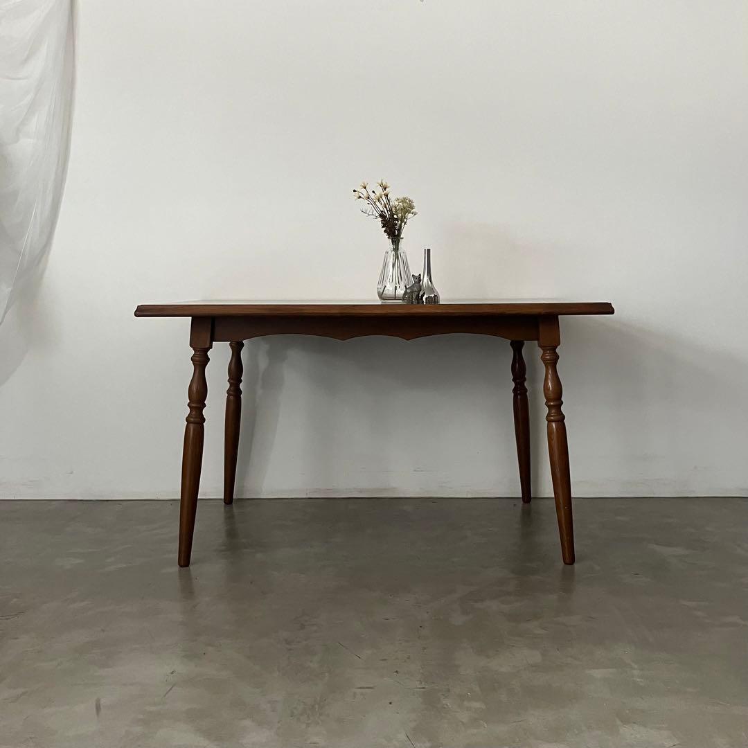 レトロ　アンティーク　古家具　キツツキ　カリモク　ダイニング　ろくろ脚　ろくろ足