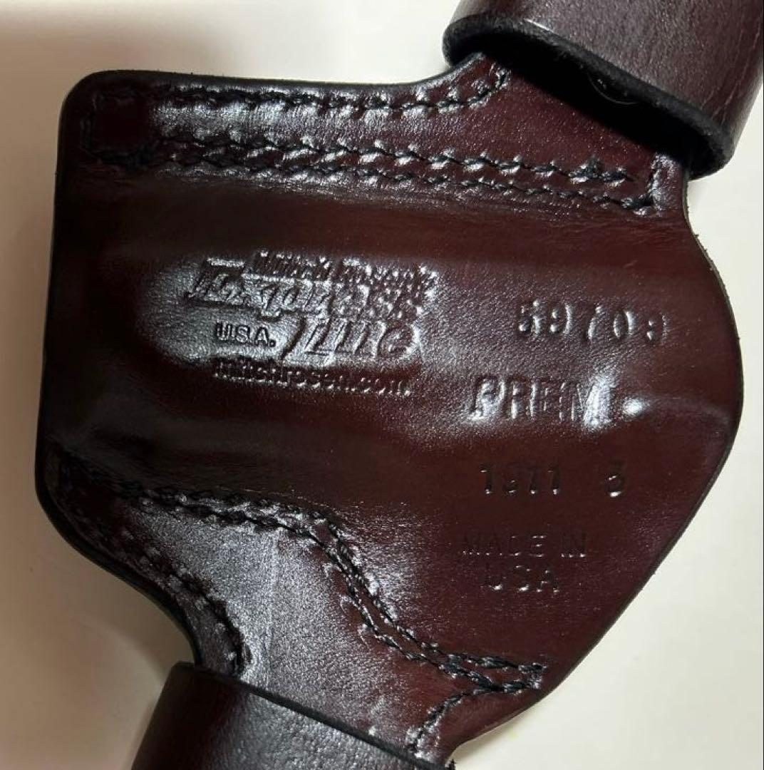 レザーホルスター