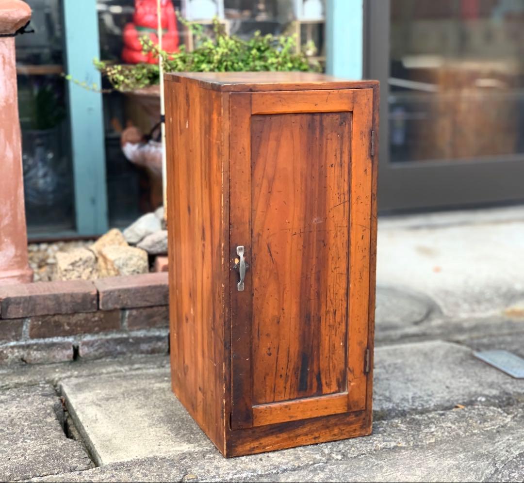 【レトロ】 収納棚 木製 木製箱 インテリア 昭和レトロ 花台 ボックス