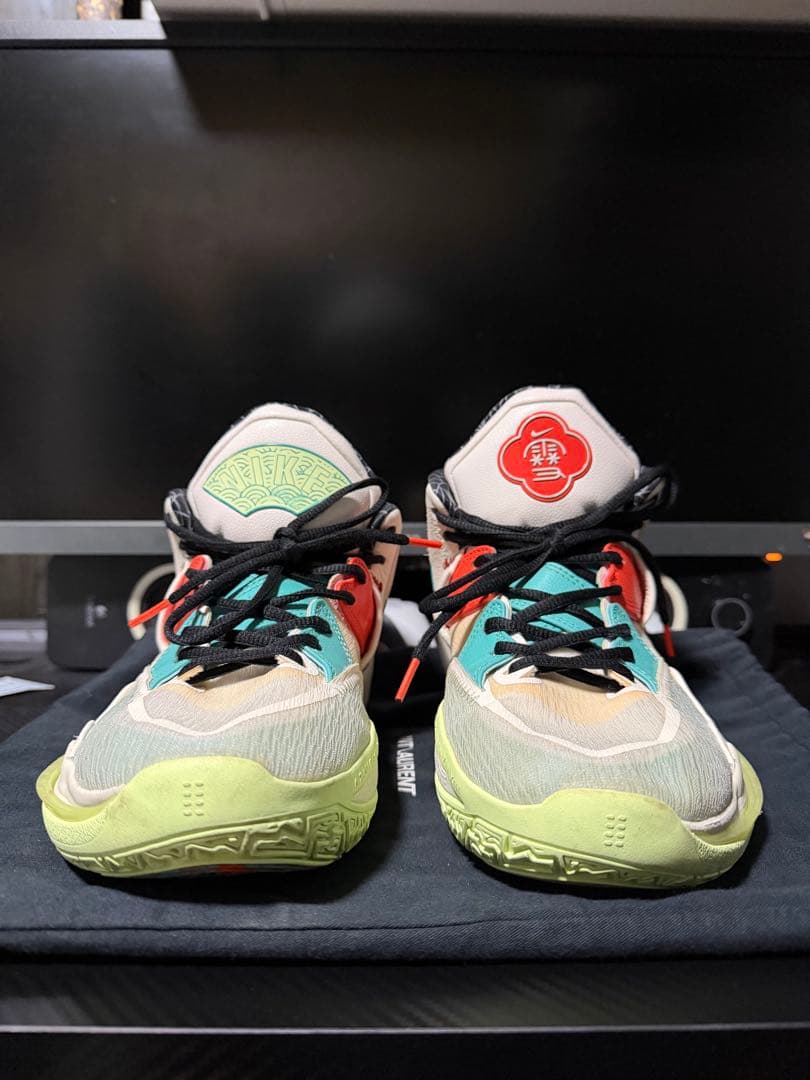 ナイキカイリー インフィニティEP 28.5CM