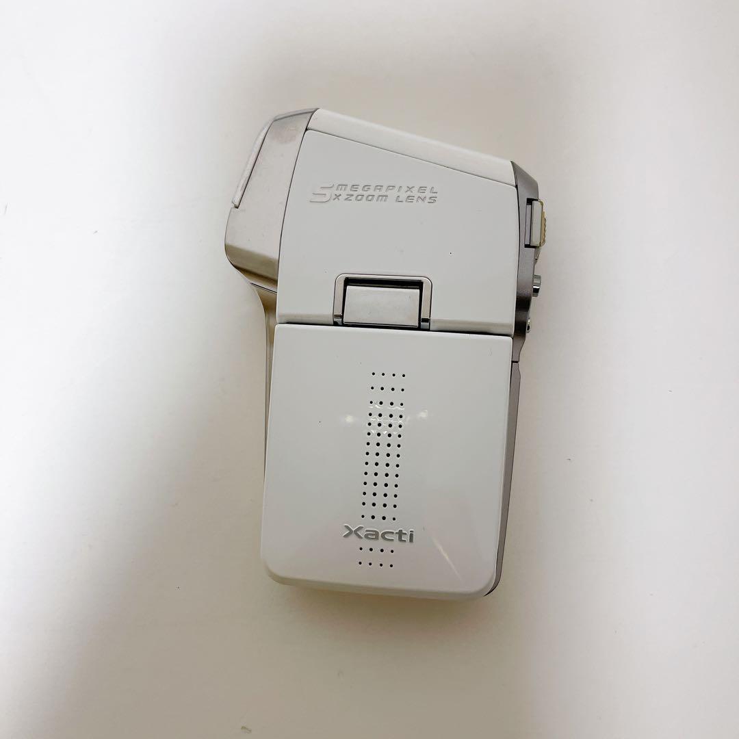 【美品・希少】SANYO Xacti DMX-C5 W ビデオカメラ 箱付き