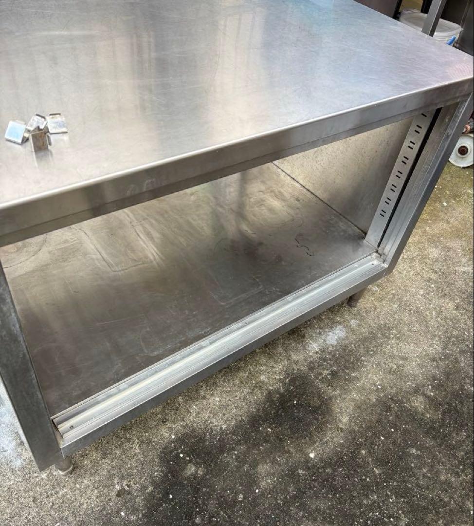 業務用ステンレス スライドドア収納キャビネット　両面扉