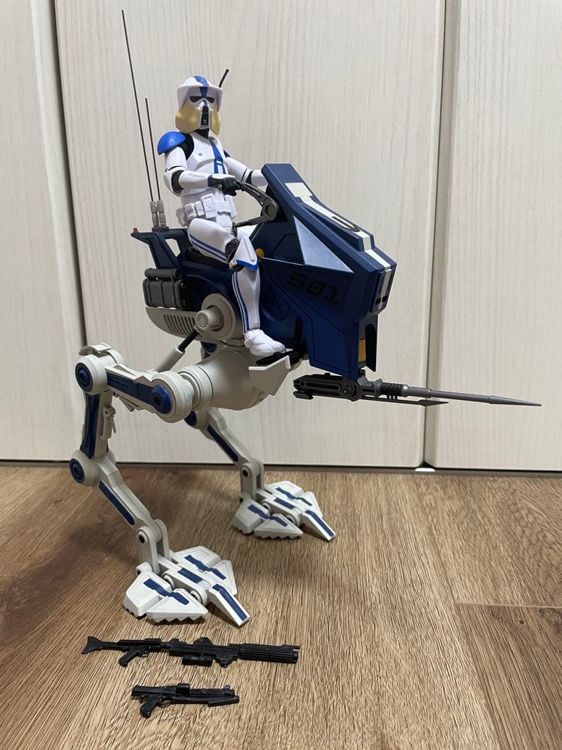 スターウォーズ　６インチ カスタムクローントルーパー　&　AT-RT非正規品