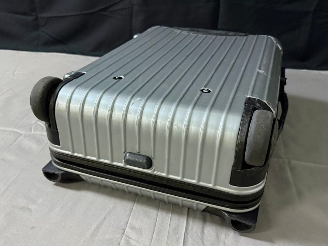 【中古】RIMOWA リモワ キャリースーツケース 機内持ち込み可16インチ相当